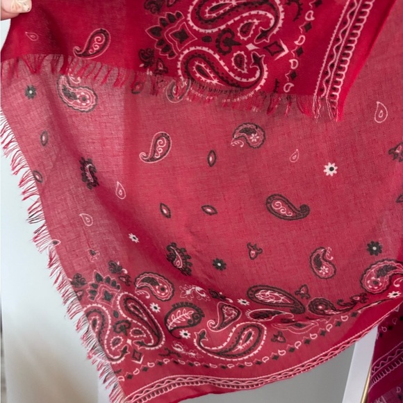 Western meets BOHO Red Paisley Kimono Shawl - Picture 2 of 5